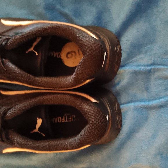 Puma sneakers for little boys - Picture 2 of 3